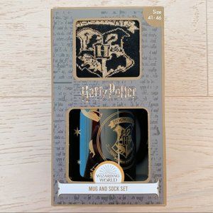 ⭐️ Harry Potter Hogwarts Mug and Sock Gift Set NWT